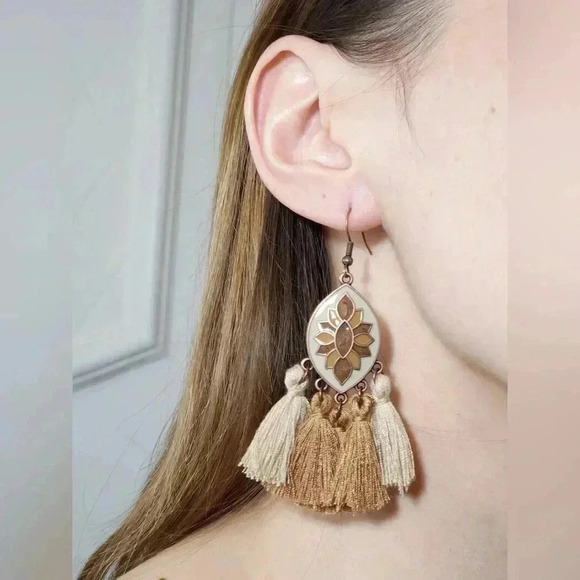 🔵NEW Boho Geometric Tassel Earrings - Picture 2 of 4